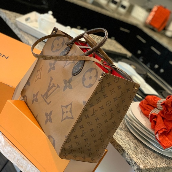 💕 LV Onthego GM & LV Lock It Bandeau - Picture 12 of 16